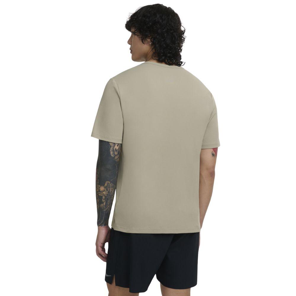 SAM800394-LAU